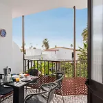 Junto A La Playa En El Centro