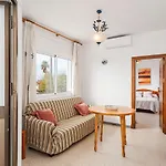 Junto A La Playa En El Centro Апартаменты